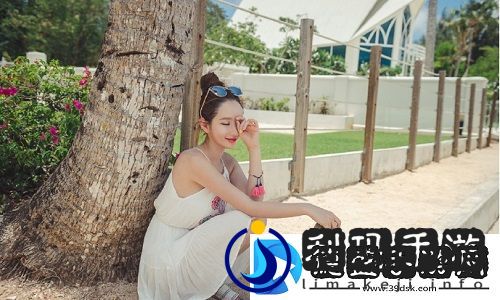 小妈妈电影：探索亲情与时间的奇妙连接，母女相遇的时空旅程如何诠释成长与理解。