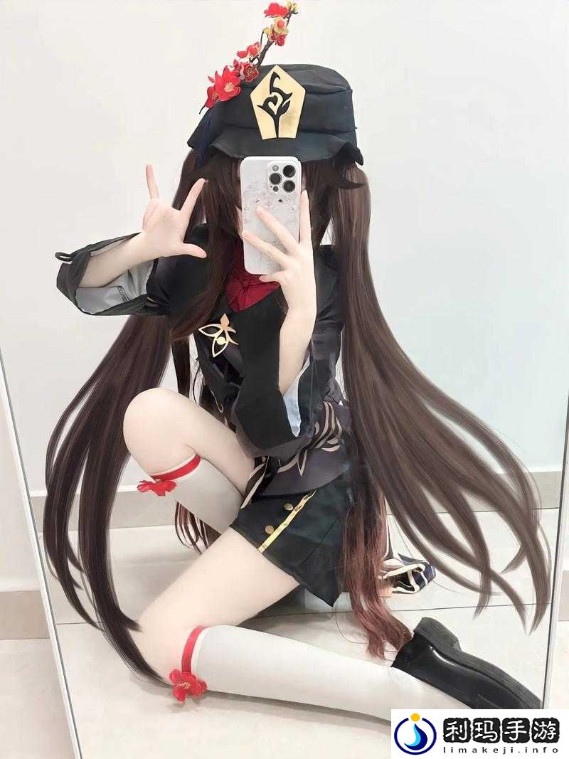胡桃 cos 秀:看长弓燧龙 胡桃 (原神) 免费演绎别样风情