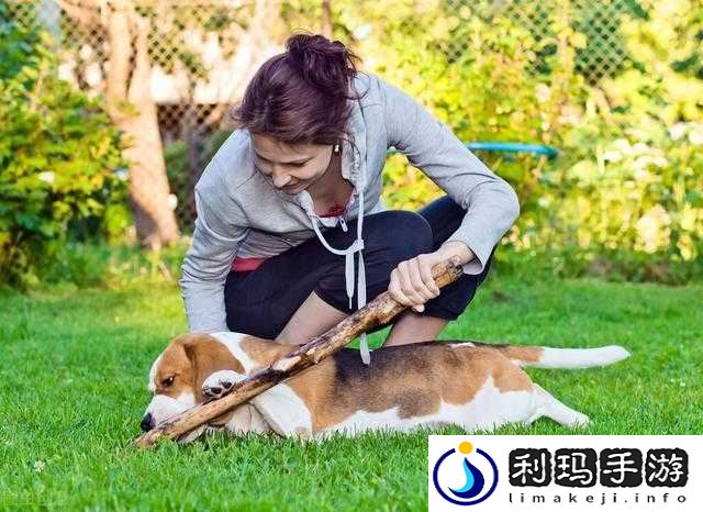 欧美最新狗人交照片:探索人与动物的禁忌之爱
