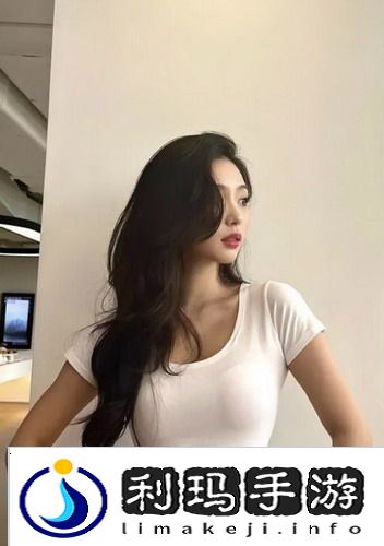 警花妈妈扶贫雪白浑圆的背景资料，点滴温暖成就大爱，网友：真是感动无比的故事！