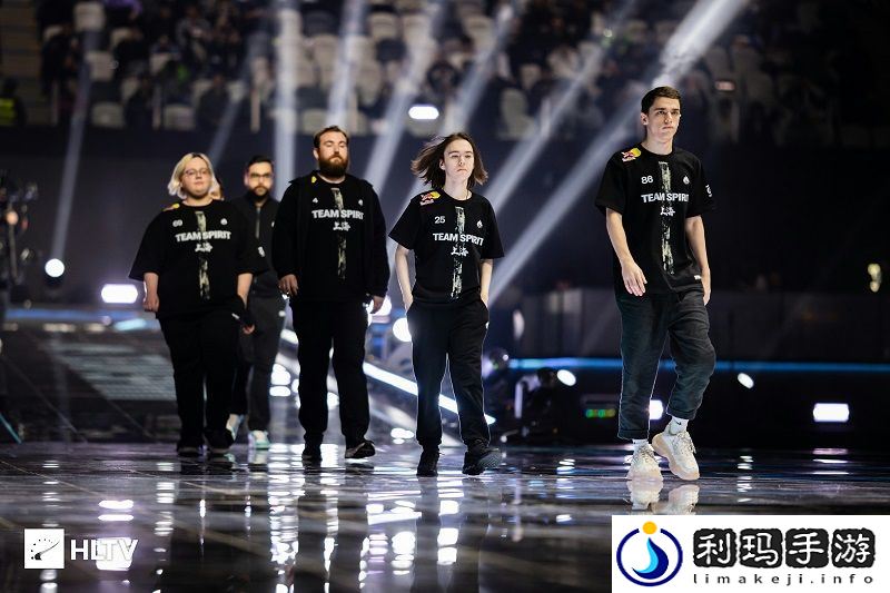 Spirit成为第二支同时赢得CS
