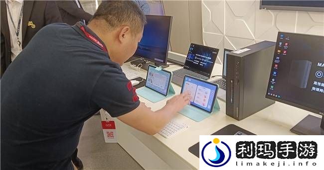 MAXHUB领效与全国运营商携手