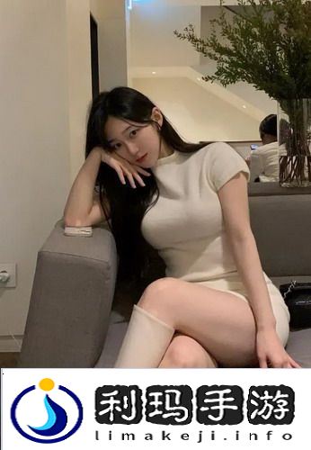 樱花在线观看高清完整电影，网友热议：感受樱花盛开时的浪漫与温暖，重温美好回忆！