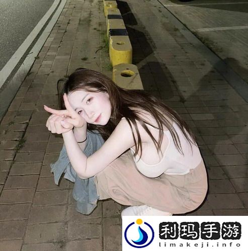 四川BB槡BBBB爽爽爽的夏日狂欢