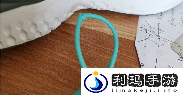 得物防盗扣怎么拆