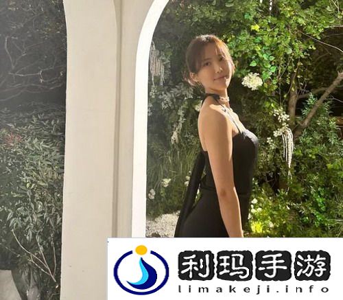 公交车上被水溅后多久能恢复如初，网友：原来这么简单！  