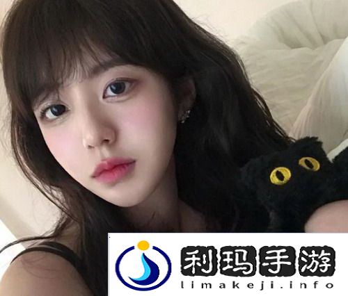 《帐篷里的秘密》免费，网友：探索未知的神秘世界，感受不一样的冒险乐趣！