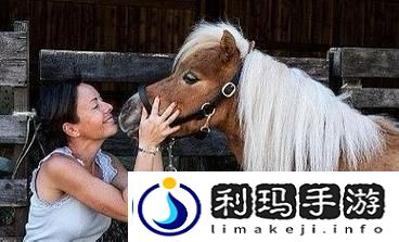 当“Zoom动物人配人马”遇上虚拟世界的无限可能