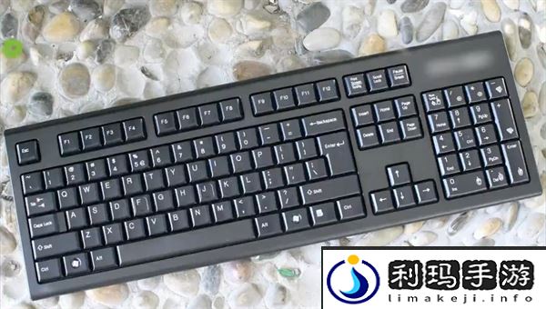 键盘第三个灯怎么关